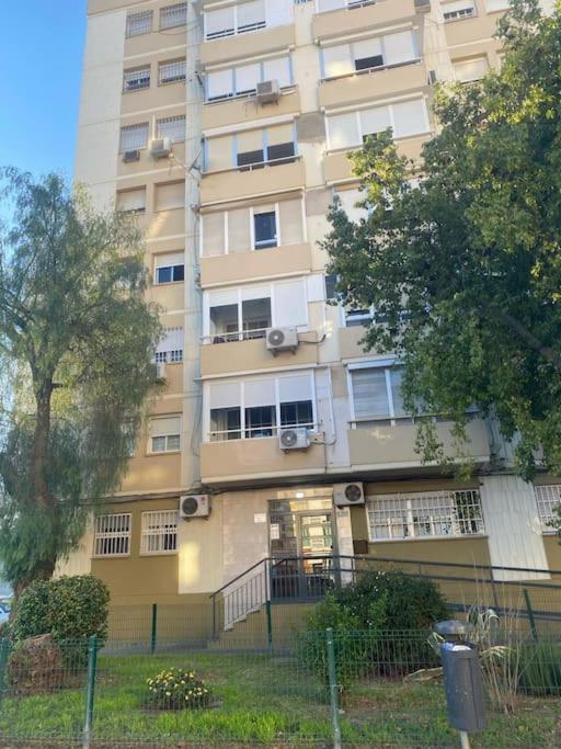 Appartement Tkm Amplio Y Familiar, Terraza Privada Sevilla
